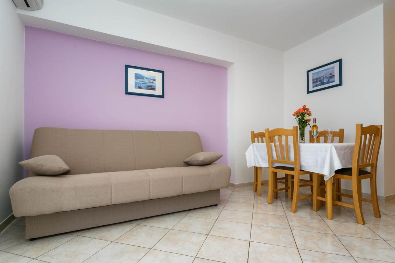 Apartmani Luka คอร์นิช ภายนอก รูปภาพ