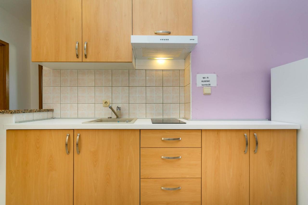 Apartmani Luka คอร์นิช ภายนอก รูปภาพ