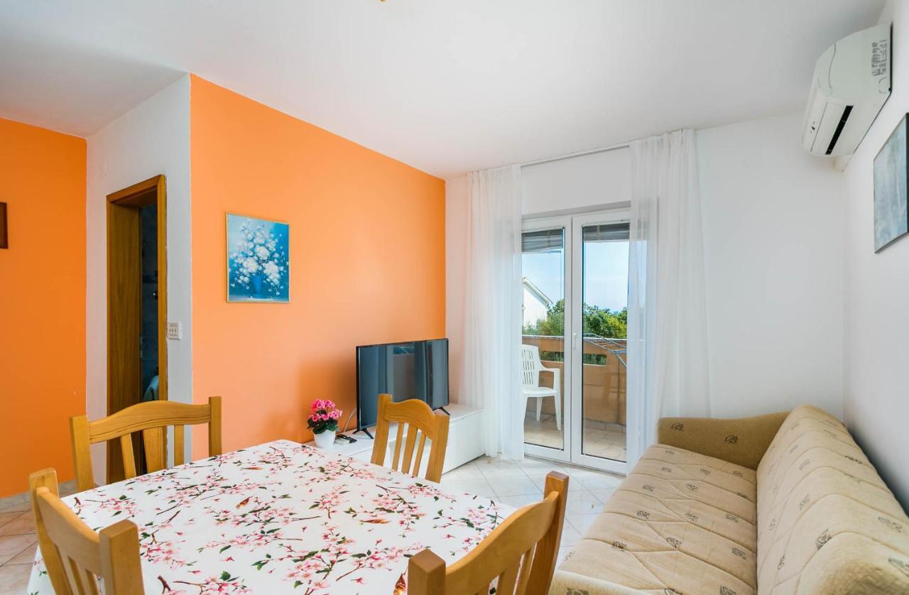Apartmani Luka คอร์นิช ภายนอก รูปภาพ
