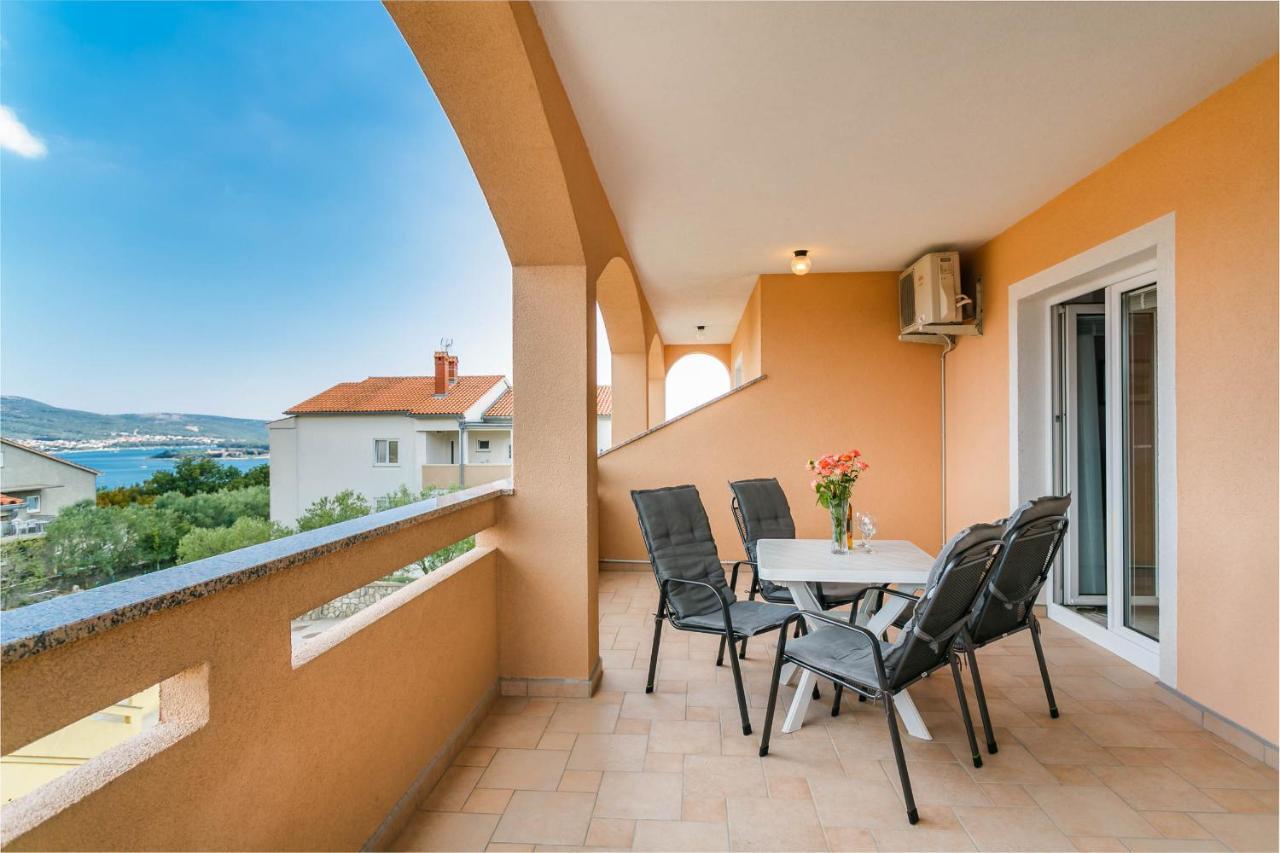 Apartmani Luka คอร์นิช ภายนอก รูปภาพ