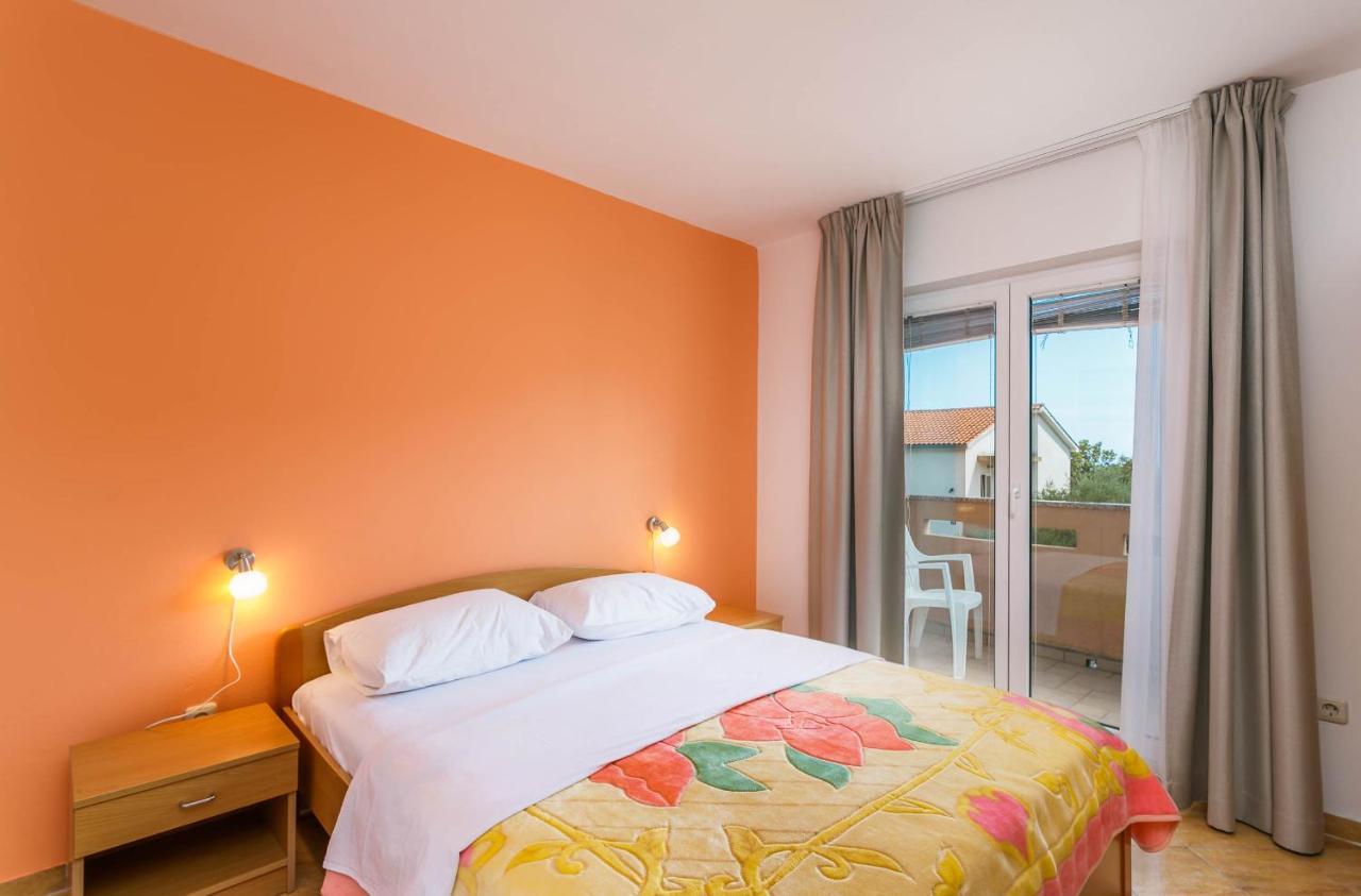 Apartmani Luka คอร์นิช ภายนอก รูปภาพ