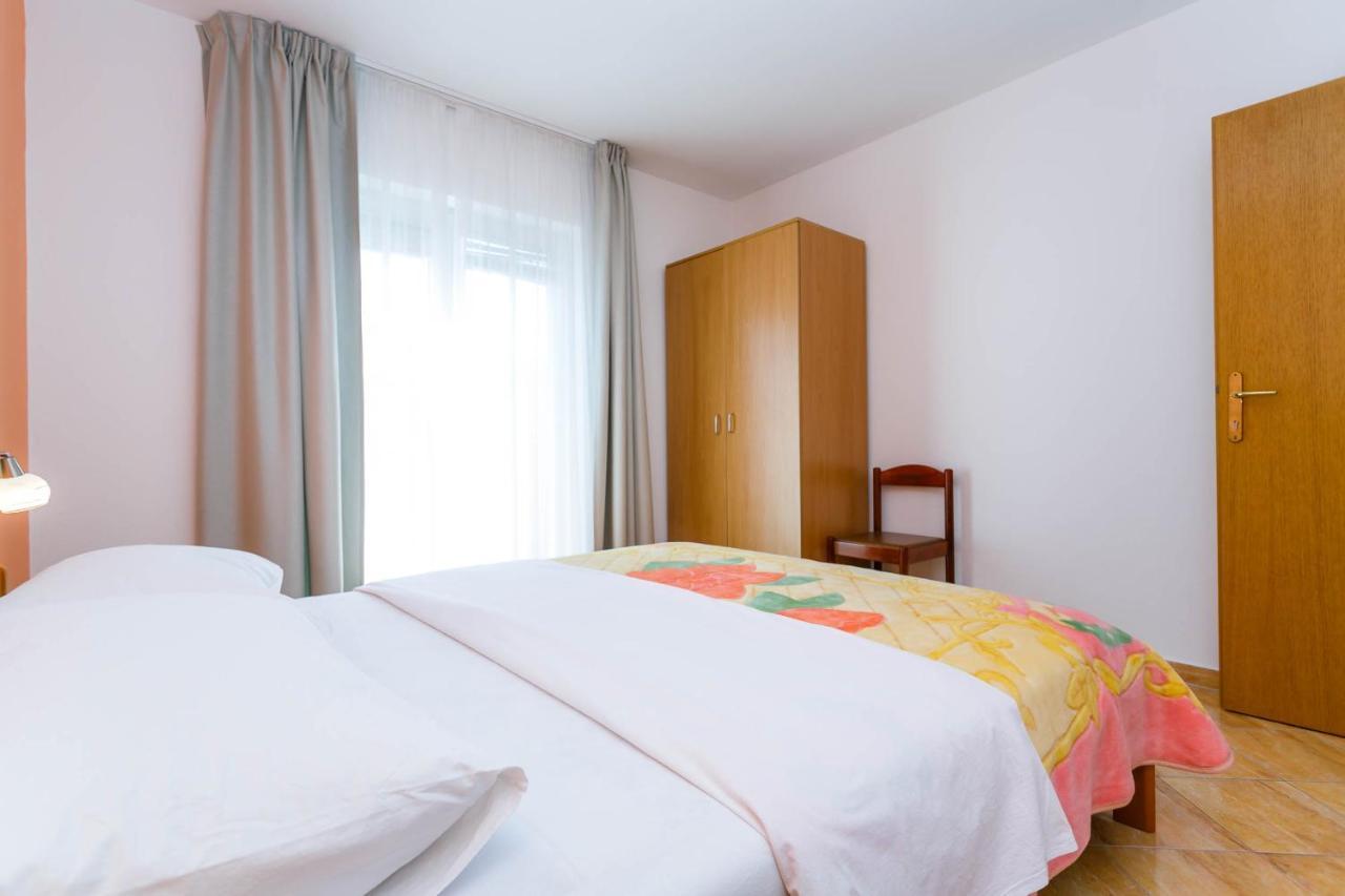 Apartmani Luka คอร์นิช ภายนอก รูปภาพ