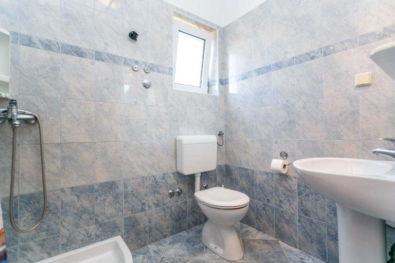 Apartmani Luka คอร์นิช ภายนอก รูปภาพ